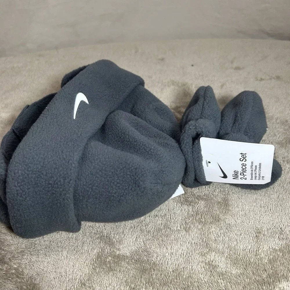 Nike Baby Toddler Fleece Hat Mittens Set 12-24M Anthracite Gray NWT